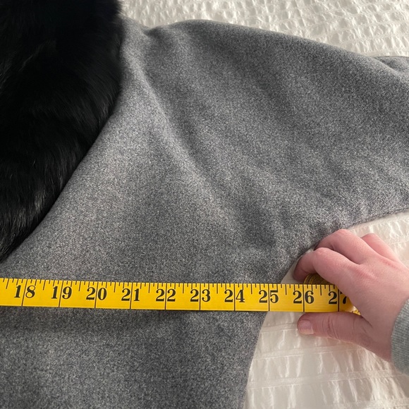 Wool & fox fur Andrew Marc coat - Picture 8 of 9